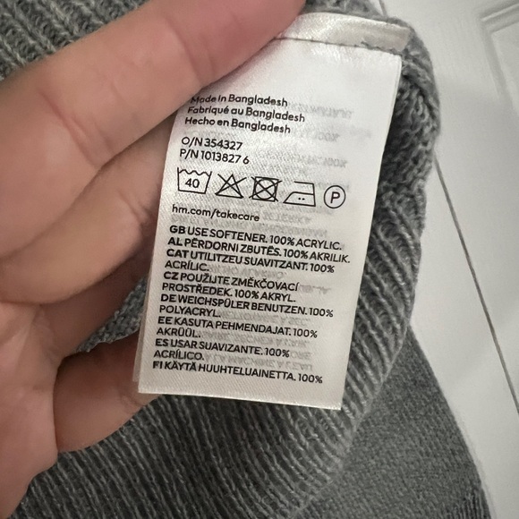 H&M sweater - Picture 5 of 6